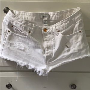 forever 21 distressed shorts